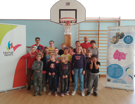 Les jeunes de l'IME lors de la journée handisport