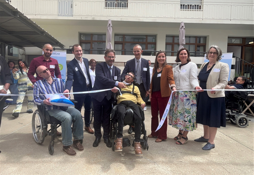 coupure du ruban inaugural de la MAS Phoenix