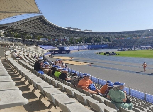 Les enfants au Stade Charlety