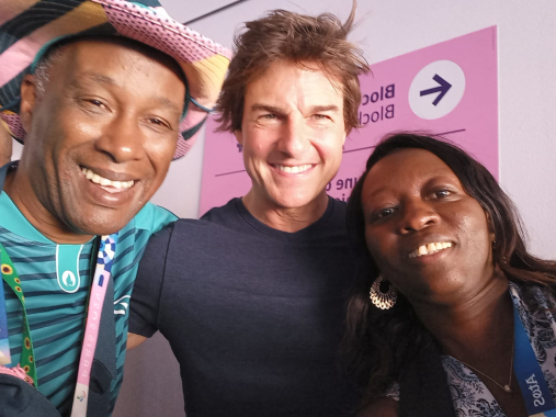 Tom cruise en compagne stagaire et professionnelle Acti+